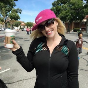 Meet your Posher, Rachel